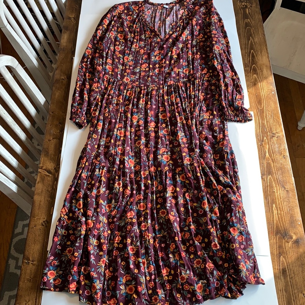 Floral long sleeved midi